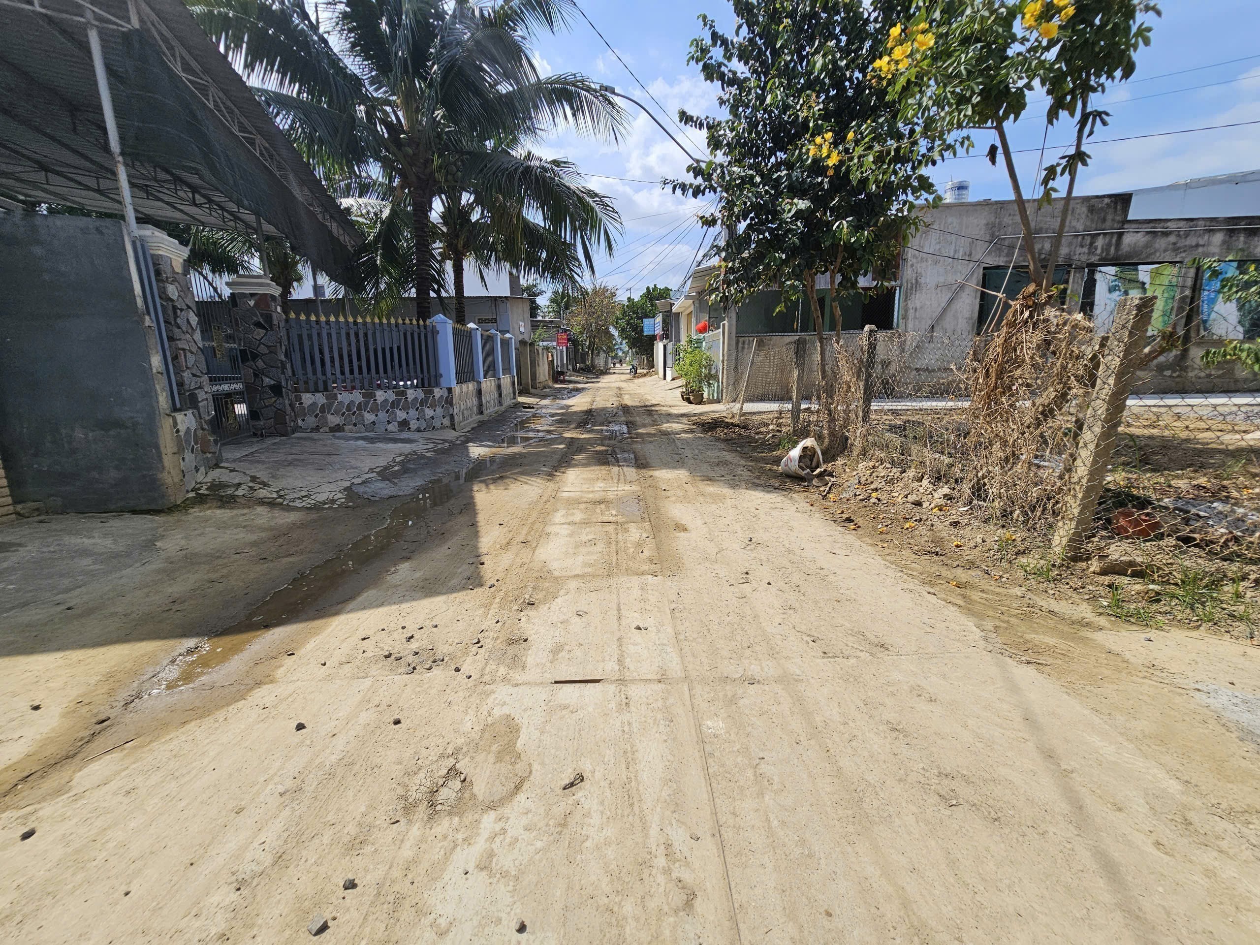Bán đất thị trấn Diên Khánh sát bên cầu Thành - lô góc mặt đường 7m phù hợp kinh doanh 3