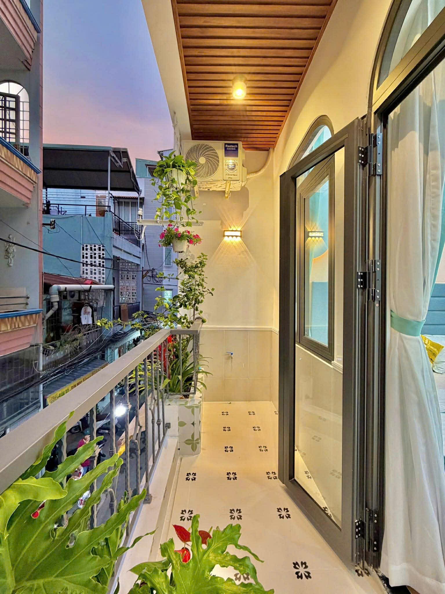 SIÊU PHẨM 2 MẶT HẺM LÊ VĂN SỸ Q3 - HẺM 6M OTO ĐẾN NHÀ 6
