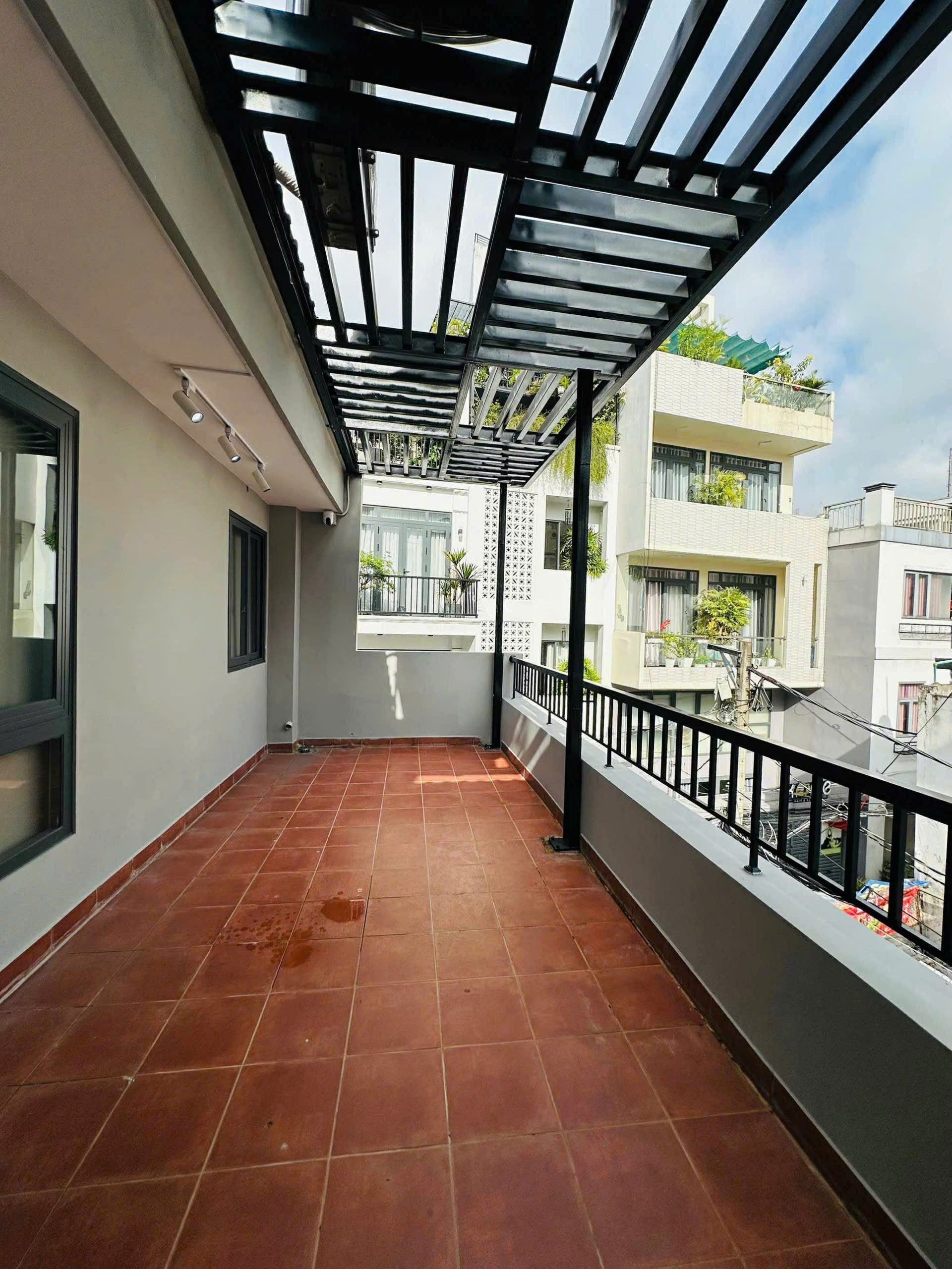 TÒA CHDV CAO CẤP GÓC 2 MẶT TIỀN - 79m2 9 PHÒNG FULL NT - DOANH THU 60TR/THÁNG 4
