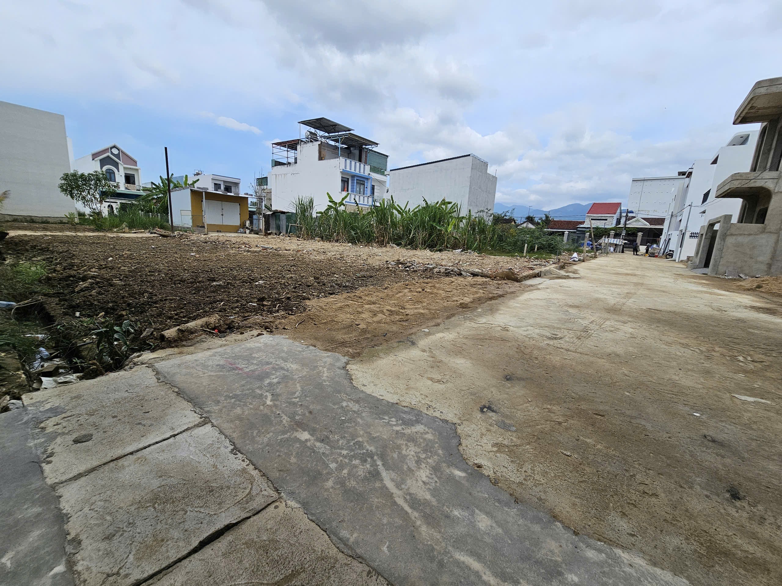Bán đất Diên An giá rẻ thôn Phú Ân Nam 2 - đường bê tông 6m tận nơi 3