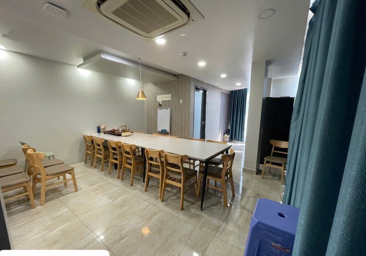 TOÀ NHÀ 2 MẶT TIỀN LÊ VĂN SỸ - 142m2 7 TẦNG CÓ HẦM - ĐANG KHOÁN 120 TR/THÁNG 7