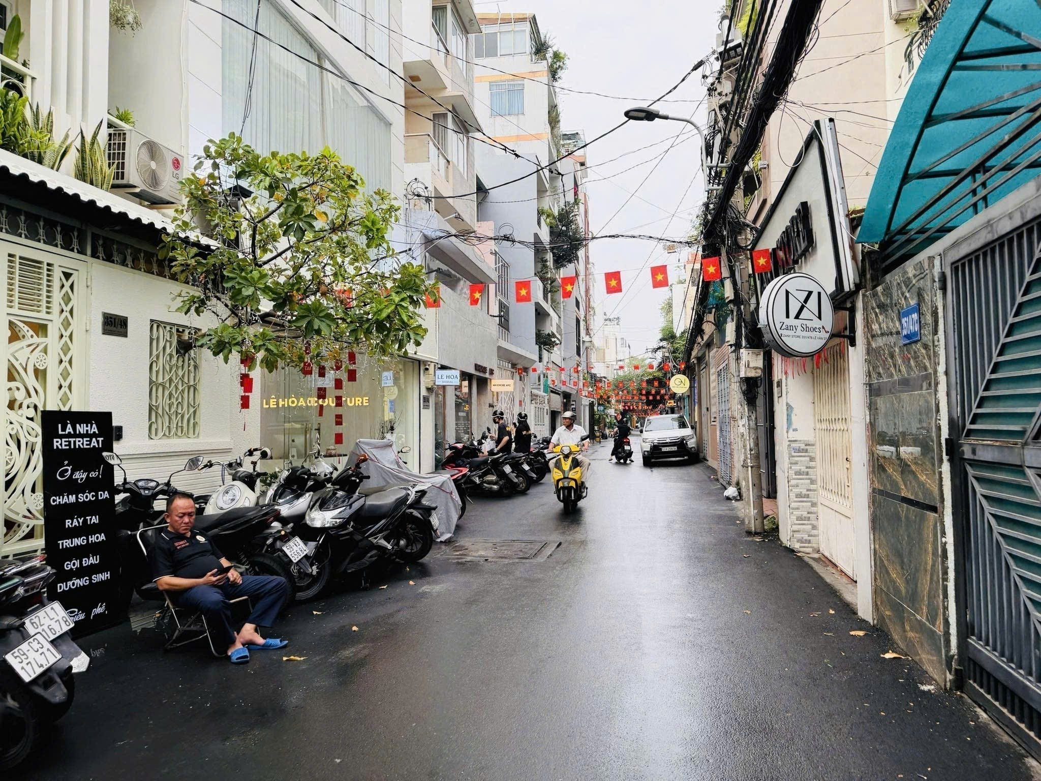 NHÀ LÊ VĂN SỸ Q3 - LÔ GÓC THOÁNG SÁNG - 50m2 (4.6×11) - 4 PN MASTER
