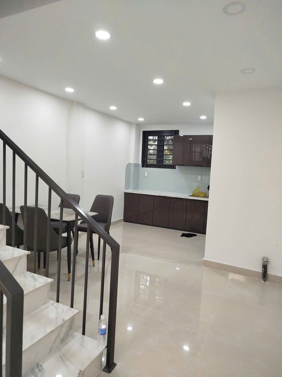 NHÀ ĐẸP 2 TẦNG 52M2 HIỆP BÌNH CHÁNH – GIÁ 2 TỶ 3