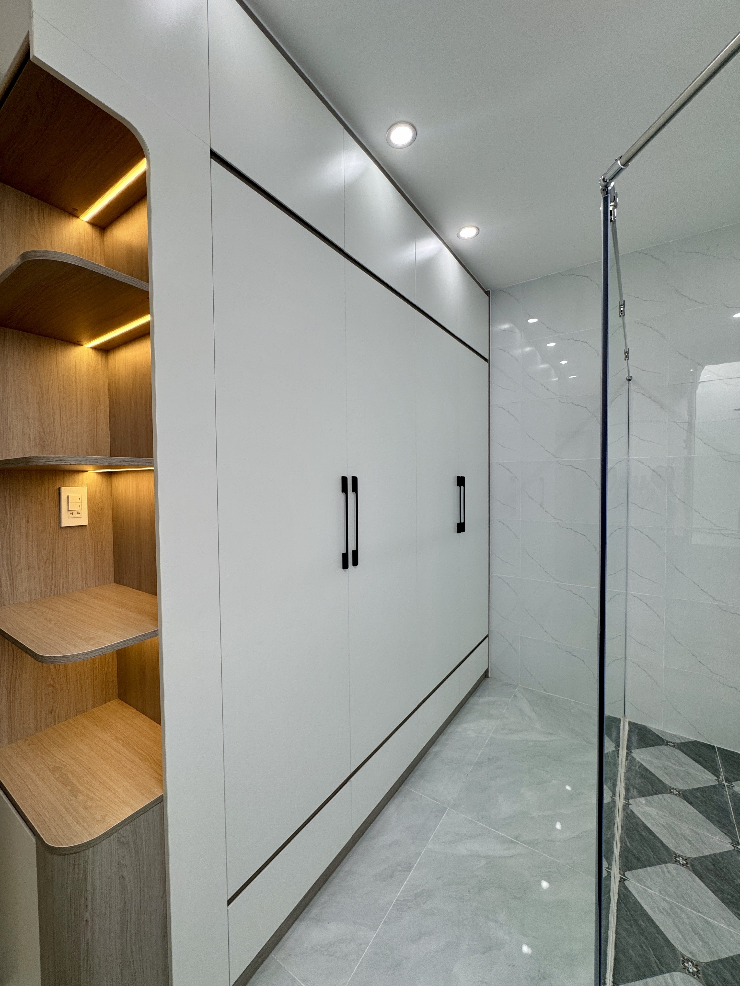 Cần bán Nhà mặt tiền đường Huỳnh Thúc Kháng, Phường Thị Nại, Diện tích 70m², Giá 6.95 Tỷ 5