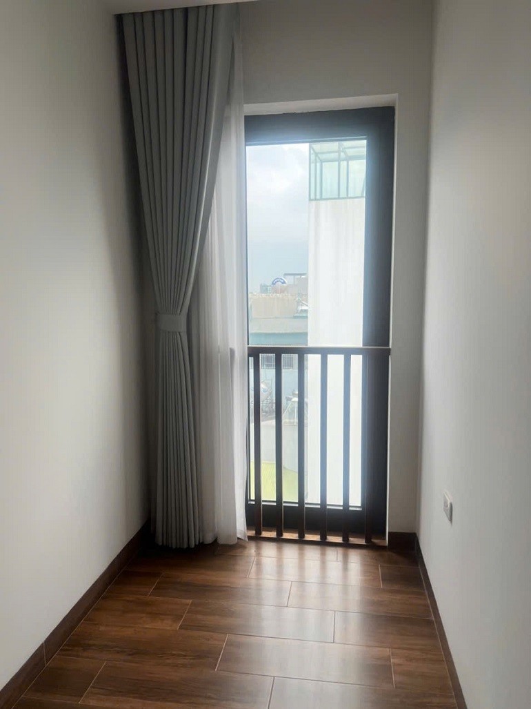 Cho thuê Căn hộ chung cư đường Âu Cơ, Phường Quảng An, Diện tích 90m², Giá 28.6 Triệu/tháng