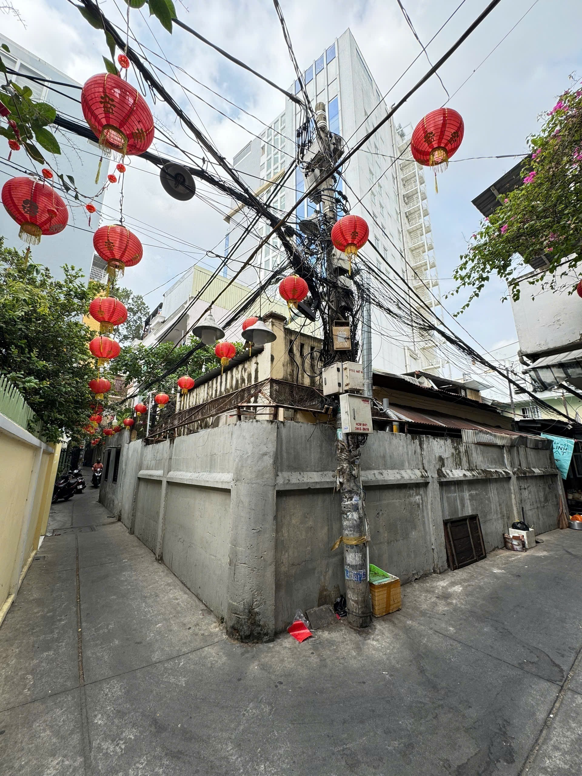 Bán Nhà 3 Mặt Thoáng đường Trần Quang Khải Quận 1.DT:11x10m.Giá 20 Tỷ