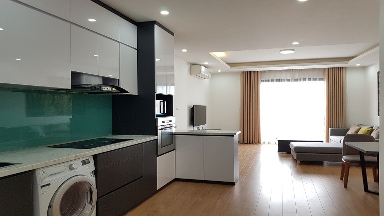 Cho thuê Căn hộ chung cư đường Âu Cơ, Phường Nhật Tân, Diện tích 100m², Giá 14 Triệu/tháng