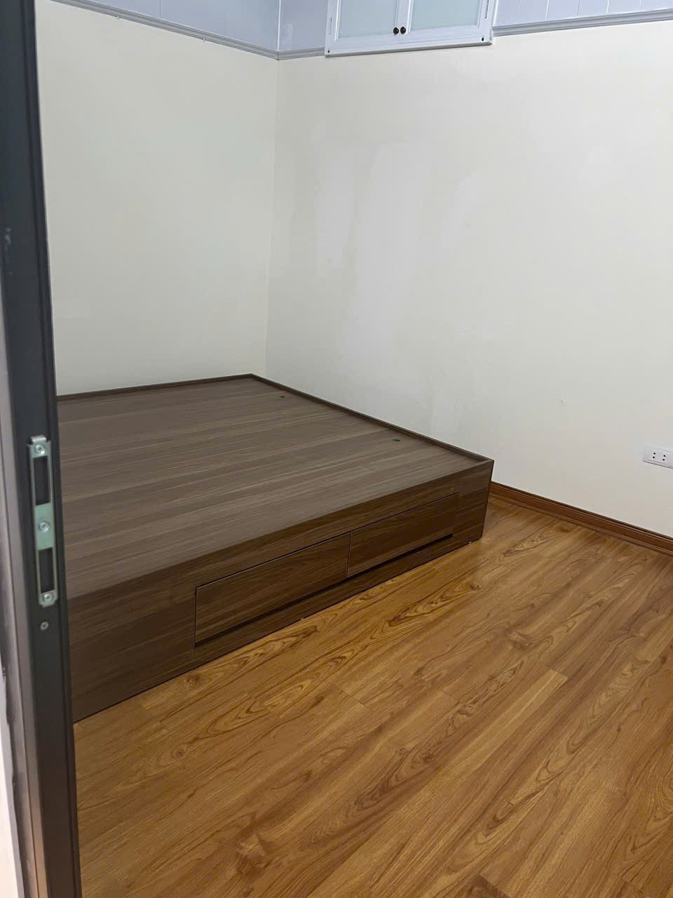 Cho thuê nhà riêng ngõ 8 Lê Quang Đạo, quận Nam Từ Liêm 35m x 5T giá 11 triệu 3