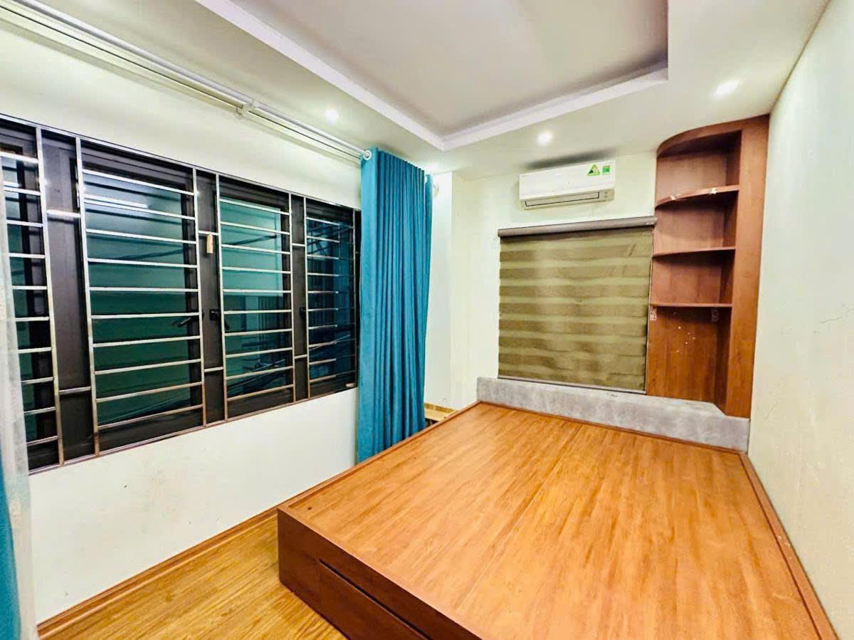Cần cho thuê nhà riêng khu Mễ Trì Hạ, Nam Từ Liêm 40m x 5T( 7 ngủ ) giá 15 triệu 3