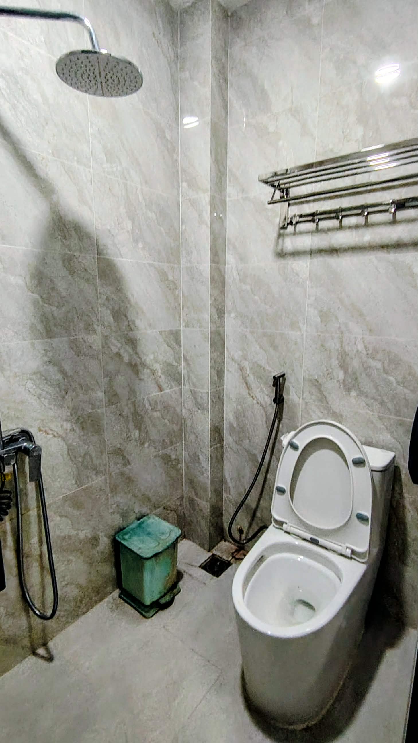 HOÀNG VĂN THỤ - 6 TẦNG GÓC 2MT - 13 CHDV ĐANG THUÊ KHOÁN 100TR/THÁNG 10
