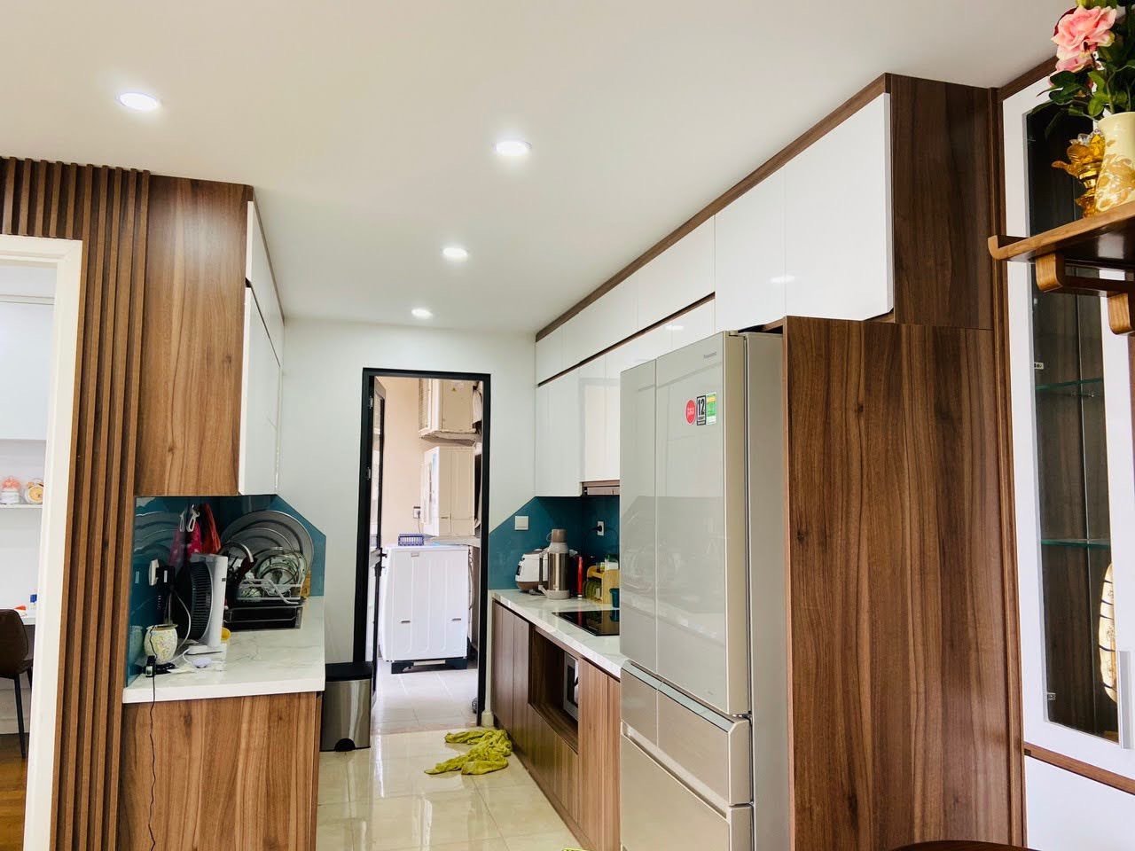 Bán căn 3PN - VIEW PHỐ Vinhomes D'Capitale, full đồ giá 13.x tỷ 3