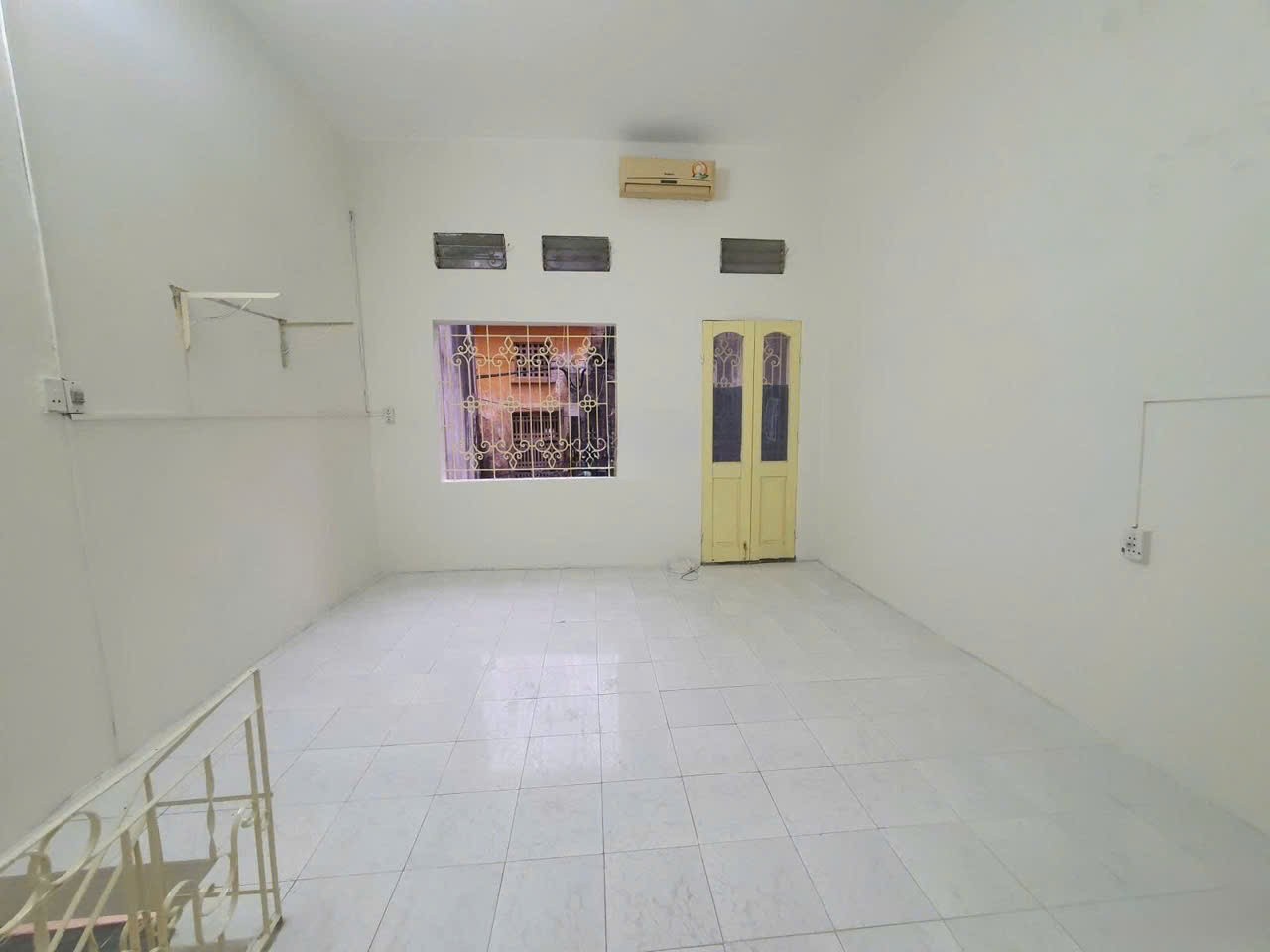 Cho thuê nhà phố Dương Khuê -  Mai Dịch quận Cầu Giấy 45m x 2T giá 9.5 triệu 3