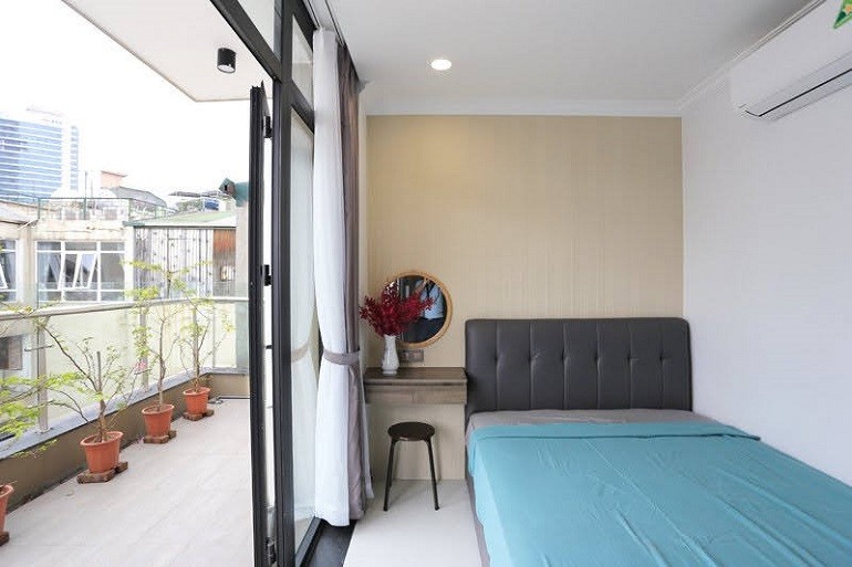 Cho thuê Căn hộ chung cư đường Nam Tràng, Phường Trúc Bạch, Diện tích 80m², Giá 26 Triệu/tháng 9