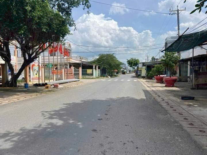 Đất lúa Óc Đảo Long Hựu 879m2 mt đường gtnt 7m giá rẻ 2 tỏi