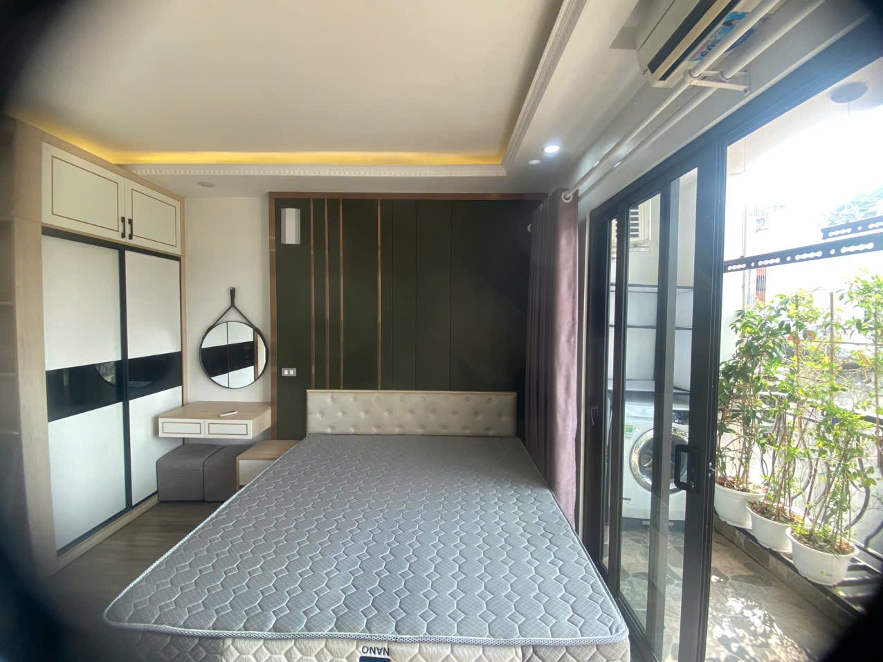 Cho thuê Apartment tại Trích Sài, Tây Hồ Full thất cao cấp. Ban công View rộng thoáng. Chỉ 7 tr 9