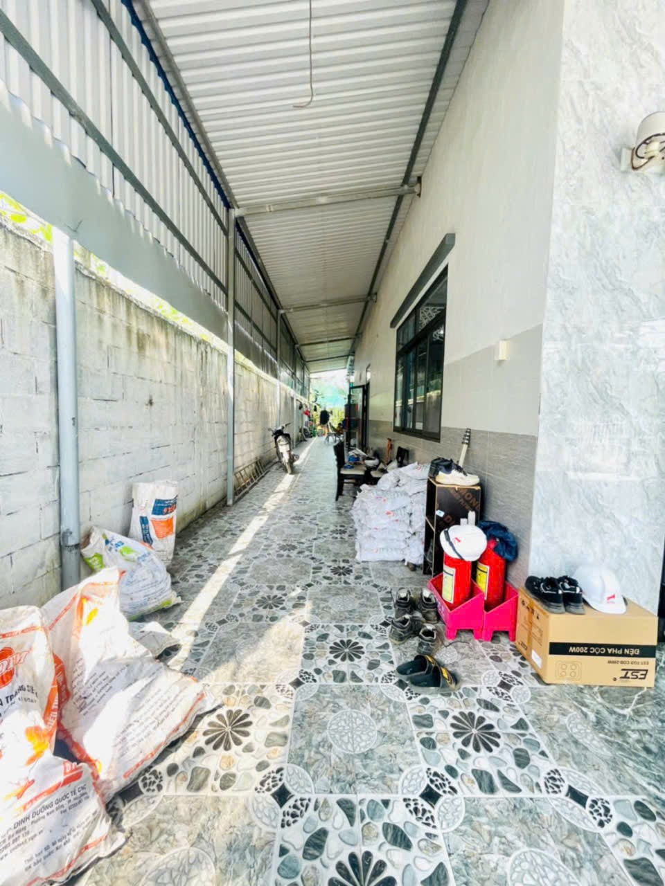 Bán nhà hẻm đường nhựa tỉnh lộ 8 , xã Hòa Phú tdt 650m2 ( 300m2 thổ ) 3pn, 2wc giá 7,9 tỷ 4