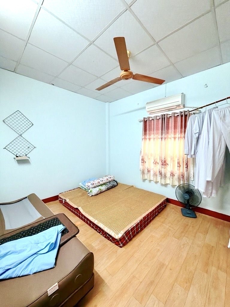 BÁN NHÀ Đ.TÔN THẤT THUYẾT- TRƯỚC NHÀ CÓ SÂN RỘNG 4M- DTSD HƠN 154M2- NGANG 4.5M- LƯU THÔNG TÔN 4