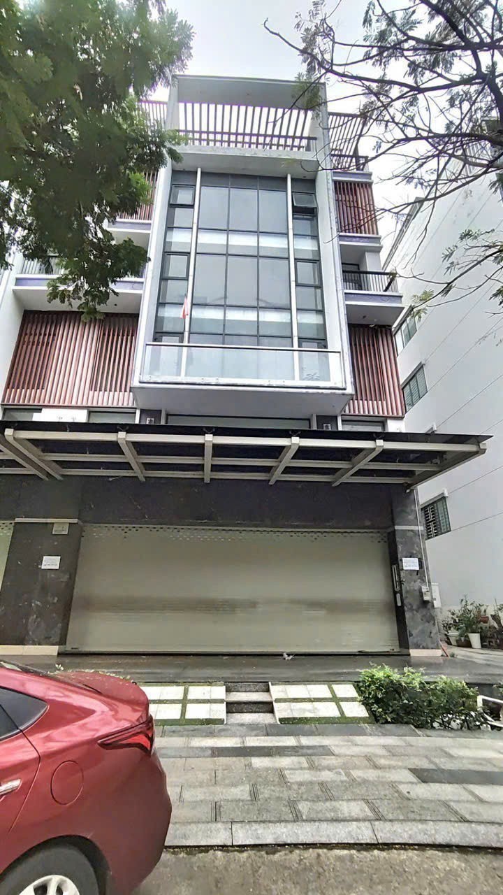 Cần bán Biệt thự Phường Hiệp Bình Phước, Thủ Đức, Diện tích 200m², Giá 59 Tỷ