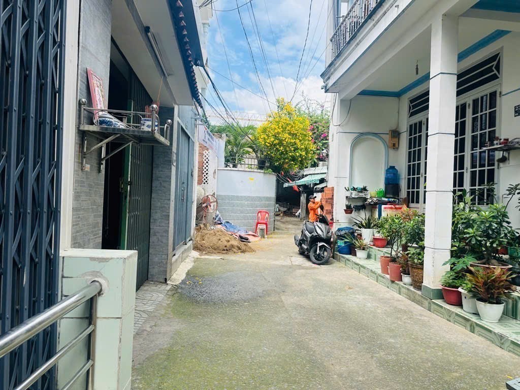 Cần bán Nhà trọ - Phòng trọ Phường Phước Long A, Quận 9, Diện tích 90m², Giá 06 Tỷ