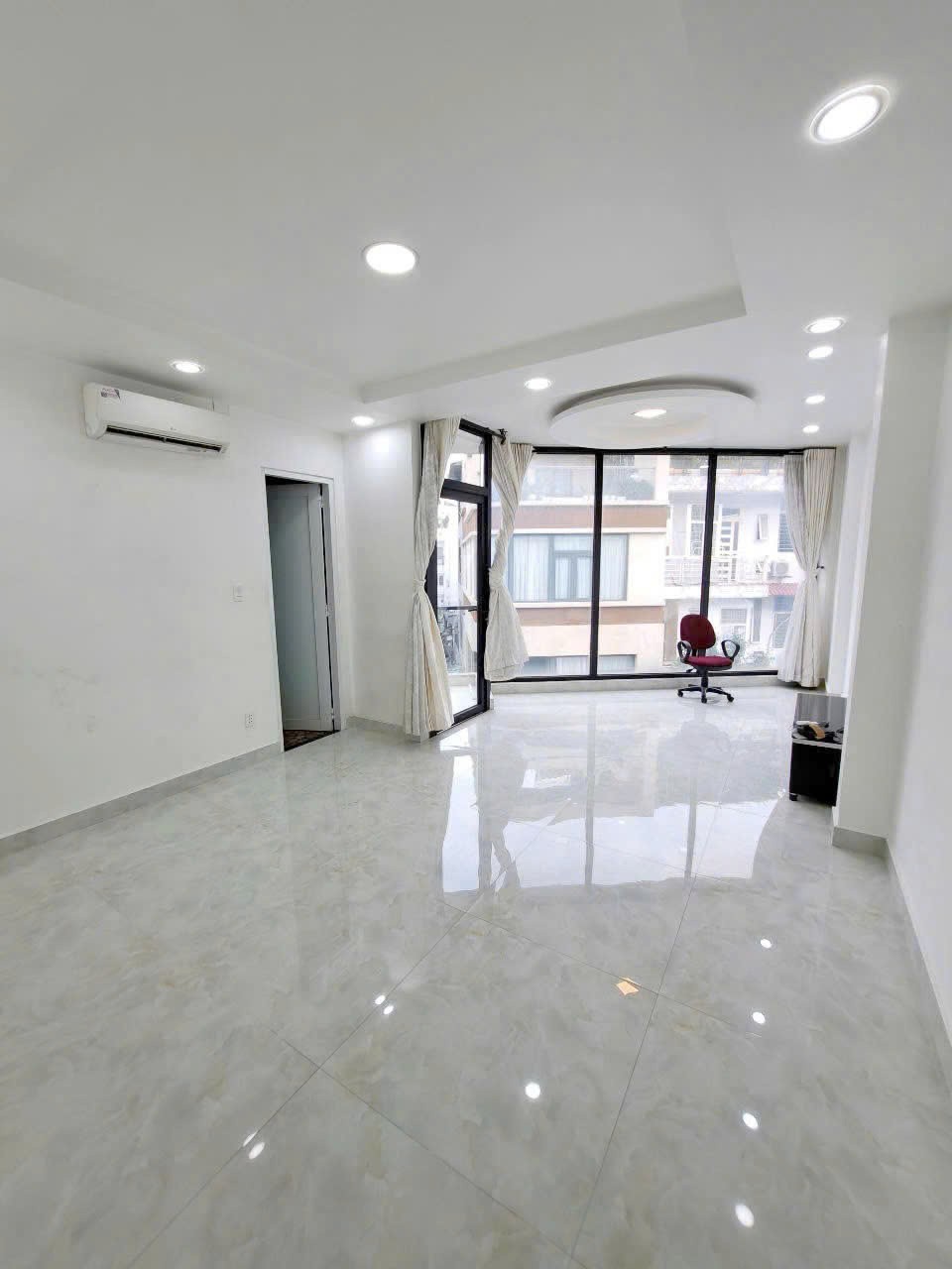 Cho thuê Nhà mặt tiền Bình Thạnh, Hồ Chí Minh, Diện tích 100m², Giá 50 Triệu/tháng