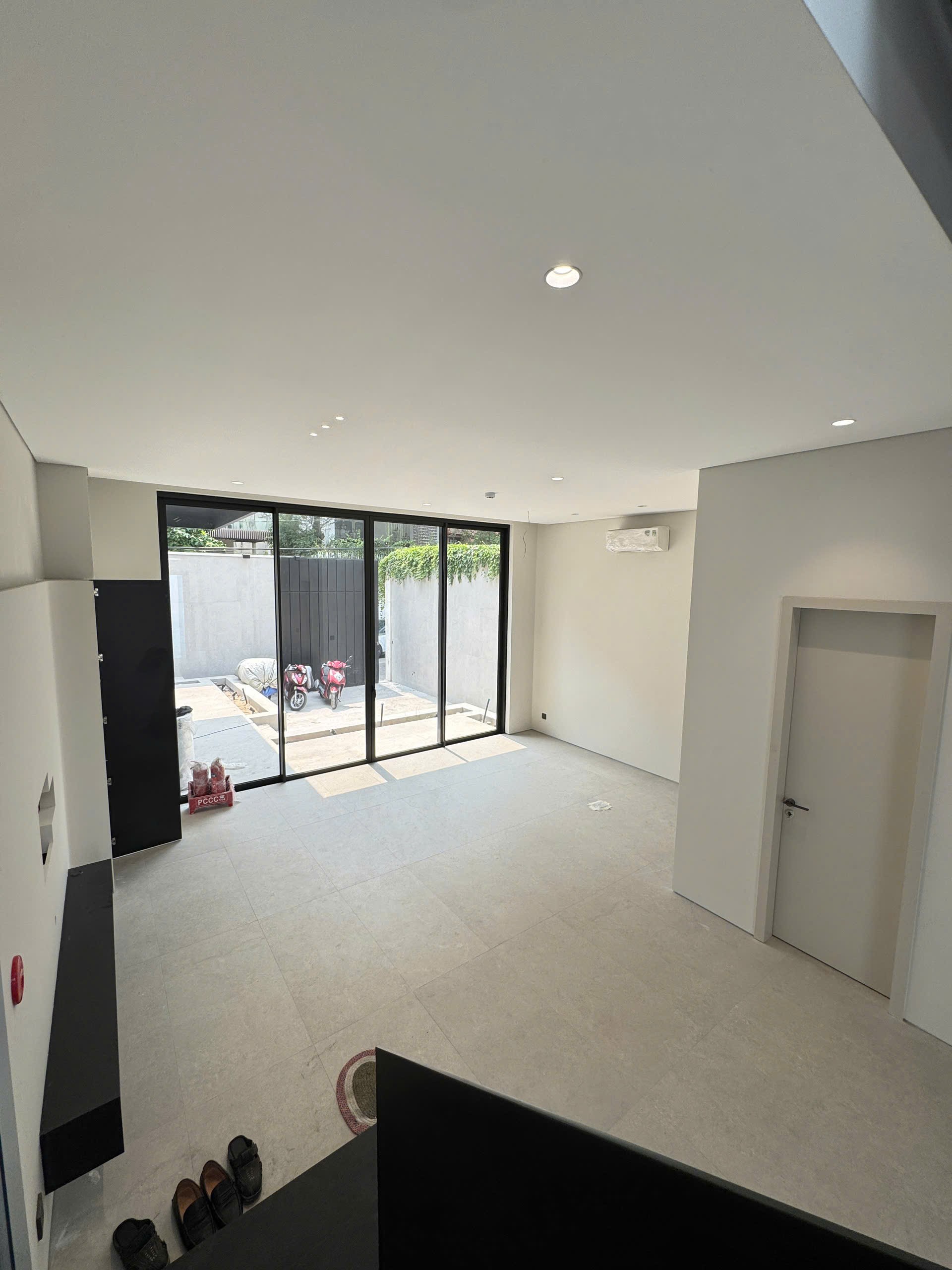 Cho thuê Biệt thự Phường Thảo Điền, Quận 2, Diện tích 165m², Giá Thương lượng 5