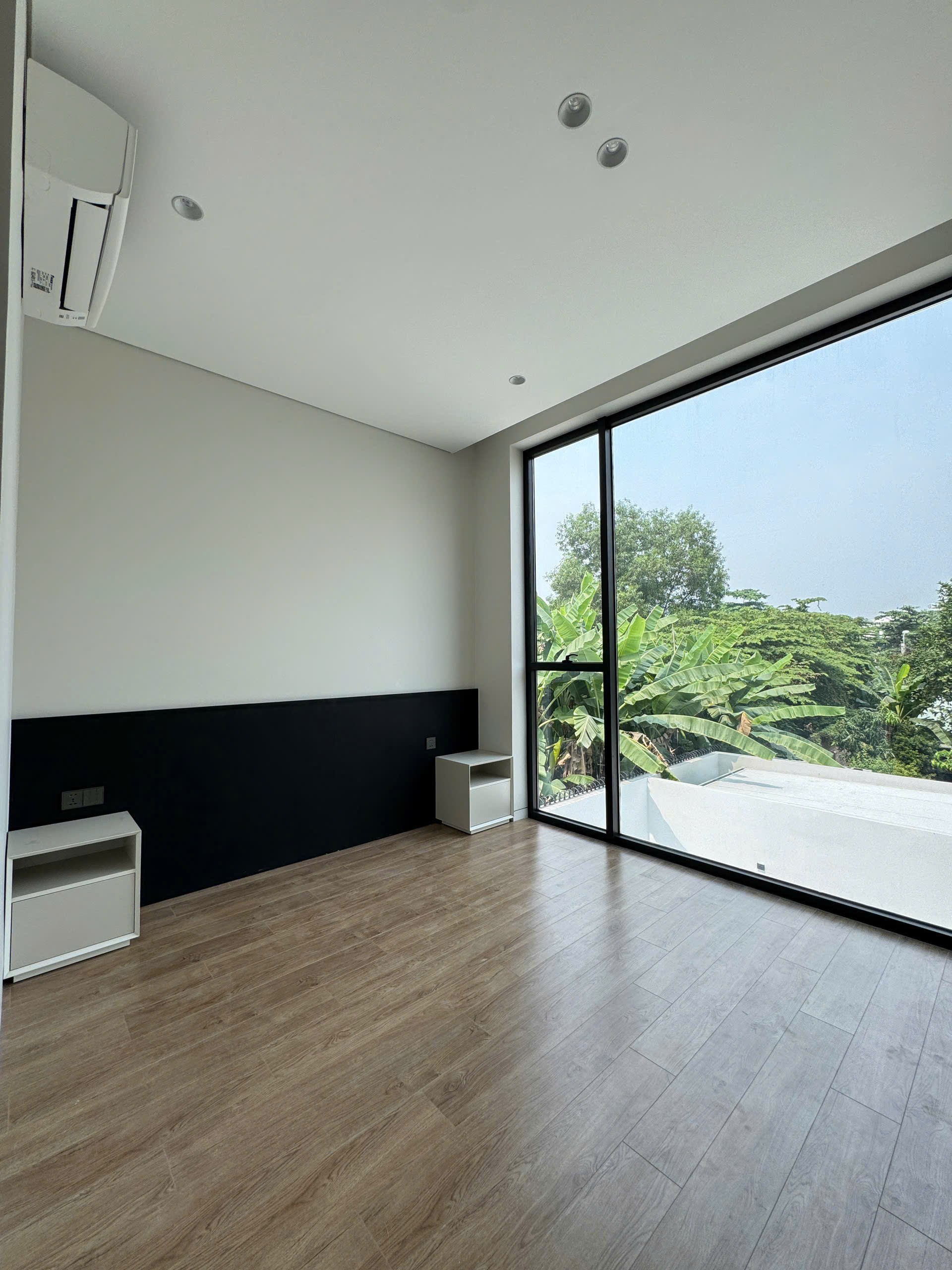 Cho thuê Biệt thự Phường Thảo Điền, Quận 2, Diện tích 165m², Giá Thương lượng 2