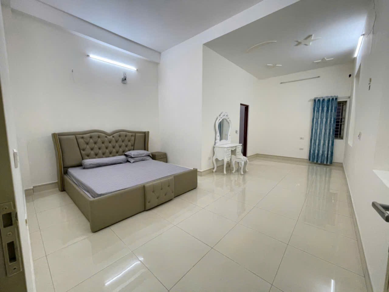 Bán nhà đẹp / tỉnh lộ 15 , Tân Thạnh Tây , Củ Chi dt 100m2 full thổ , 2 lầu , 3pn, 3wc giá 4,5 tỷ 7