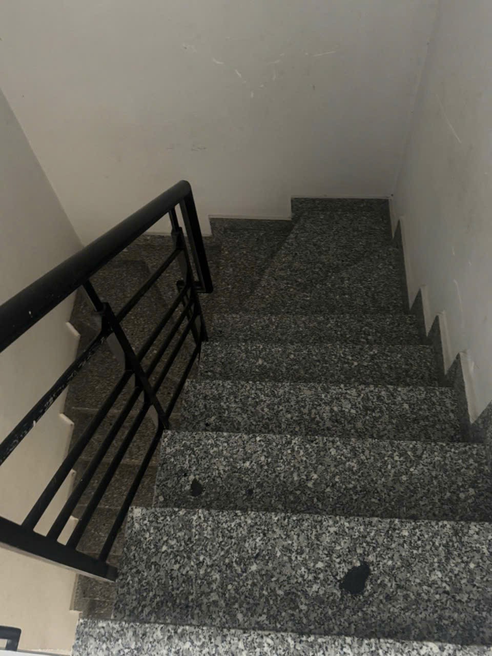 NHÀ 3 TẦNG 4 PHÒNG NGỦ- QUỐC LỘ 13 THỦ ĐỨC- SỔ CHUNG 4 CĂN