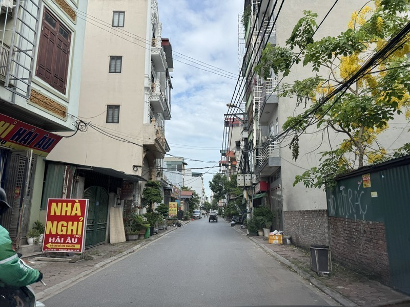 Mặt Phố Cửu Việt 1, Gia Lâm: 100m2 Đất Vàng - Đường 8m - Chiến Lược Cận Phố Thành Trung 6