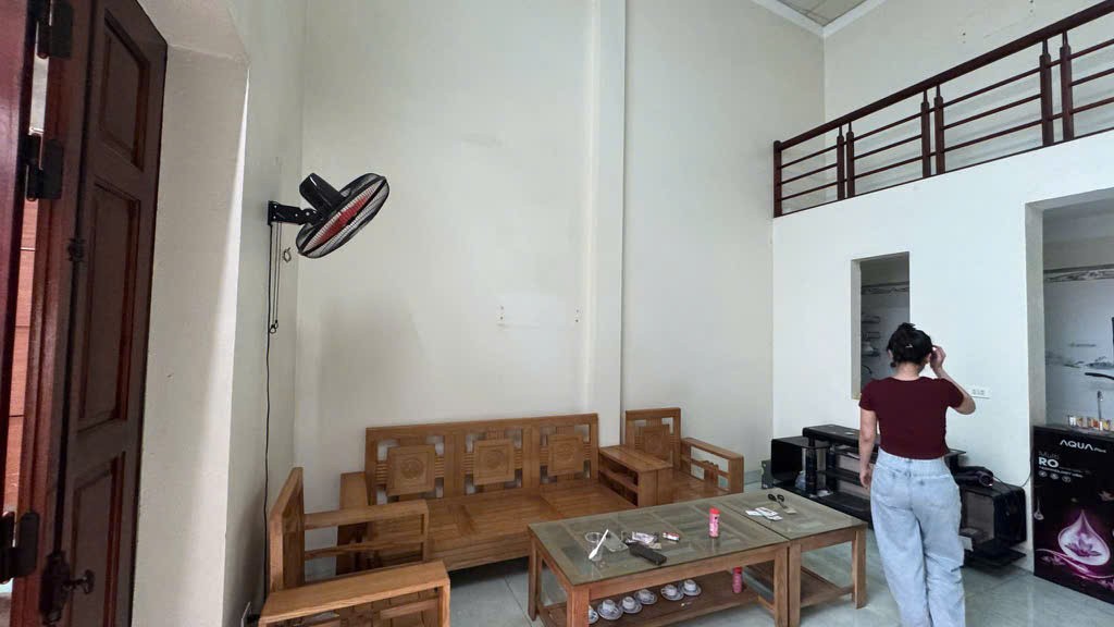 Bán gấp nhà 1,5 tầng thôn Thường Lệ, Đại Thịnh. Nhà đẹp, chỉ việc xách đồ về ở