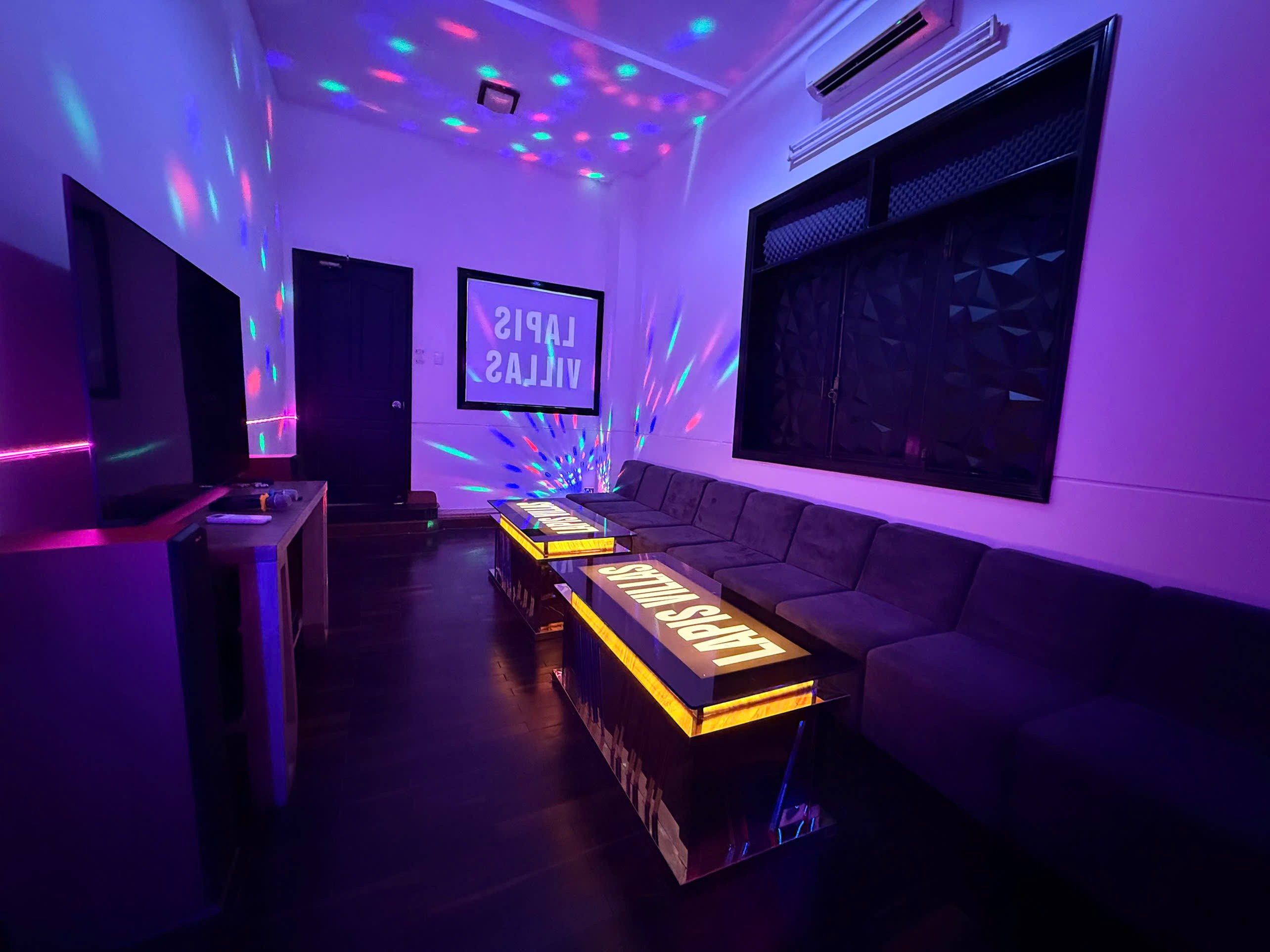 Cho thuê Biệt thự Quận 7, Hồ Chí Minh, Diện tích 750m², Giá Thương lượng