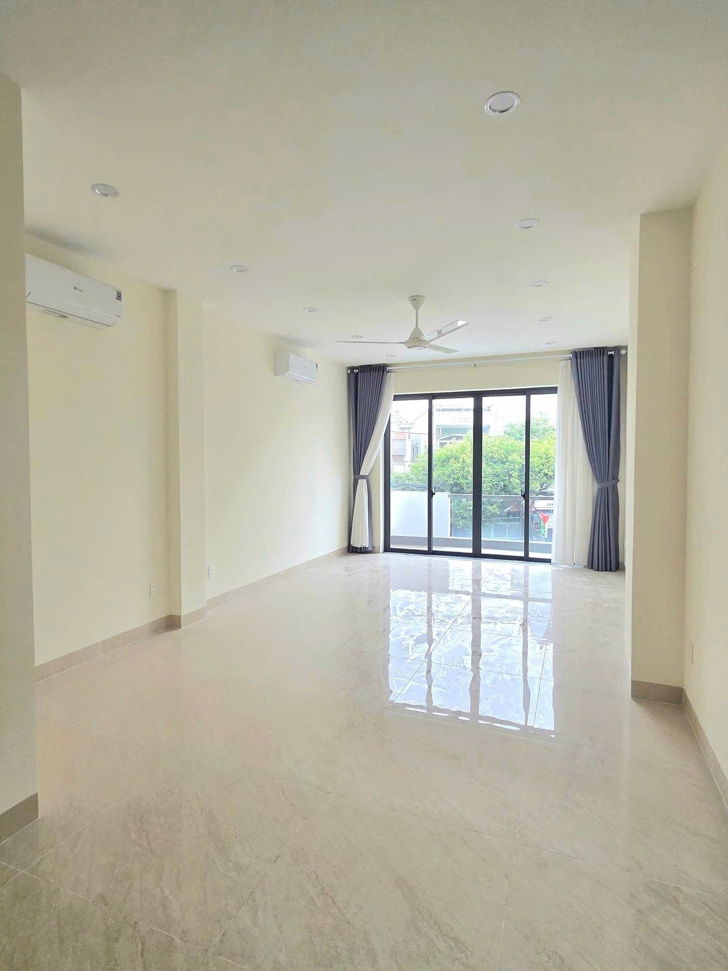 CHỦ BÁN GẤP - CHDV 6 LẦU MẶT TIỀN ĐẴNG VĂN BI - F TRƯỜNG THỌ 4