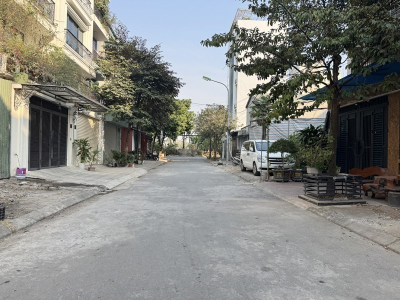Hiếm! Đất Thạch Bàn 75m2 Mặt Đường Thông, Dân Cư Kín, Gần Cầu Vĩnh Tuy & Thanh Trì 2