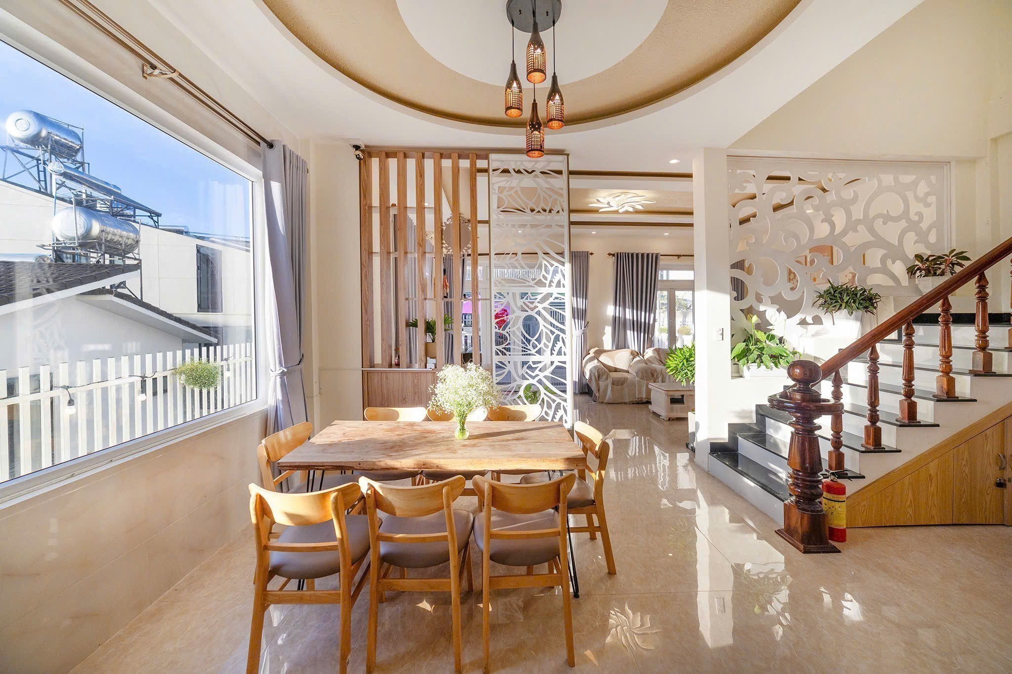 Cho thuê villa 6 phòng ngủ đường Hùng Vương phường 9 Đà Lạt 20 triệu 2