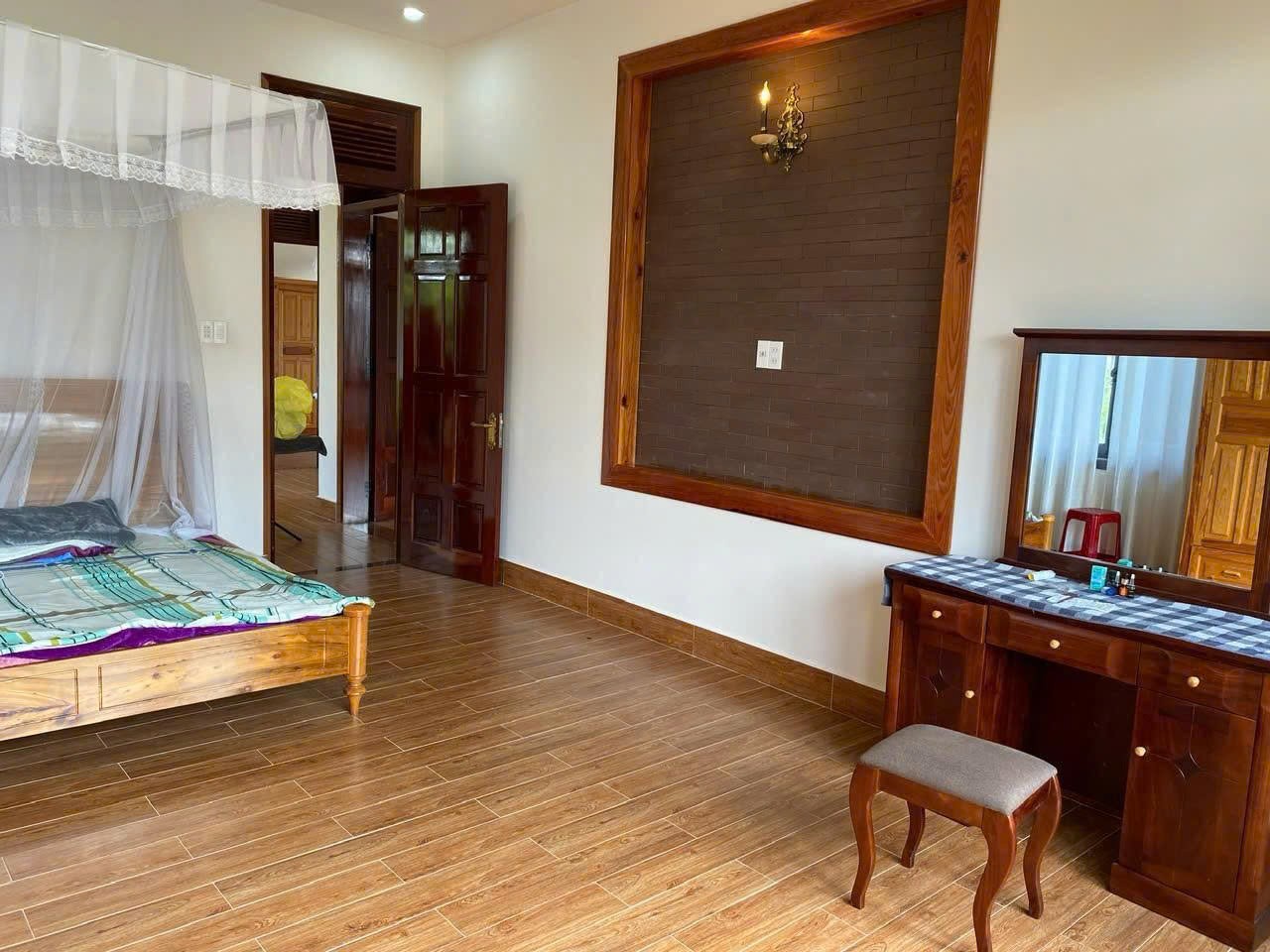 Cho thuê Villa sân vườn sân đậu ô tô đường Nguyễn An Ninh phường 6 Đà Lạt giá 25 triệu 4