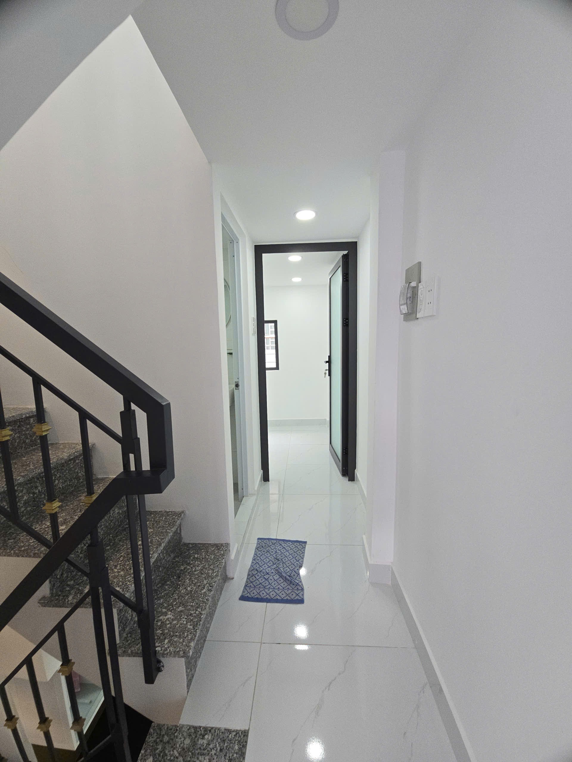 GIÁP CHỢ BÌNH LONG DTSD 50M2 3 TẦNG SHR CHỈ 2.65 TỶ 6