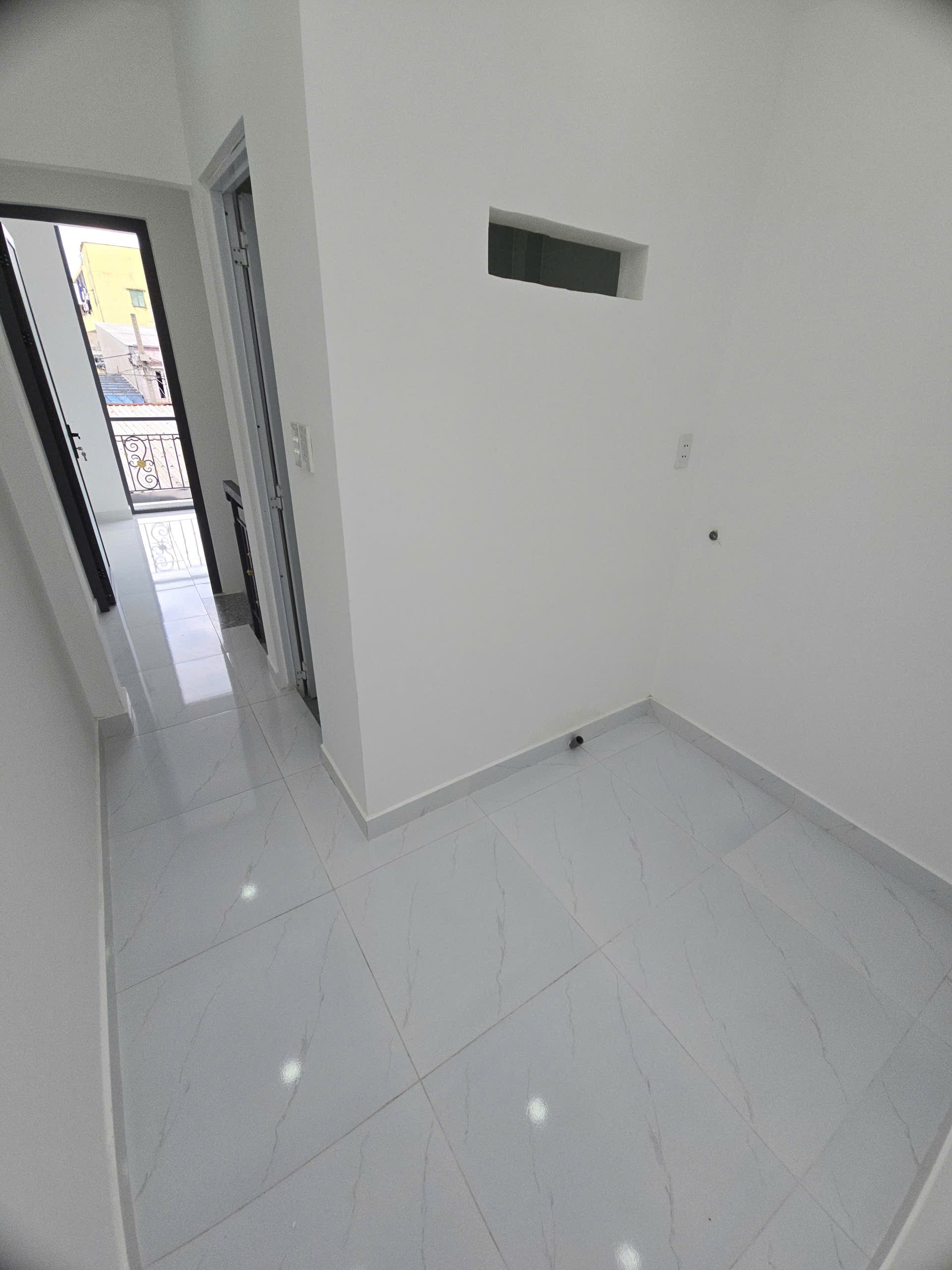GIÁP CHỢ BÌNH LONG DTSD 50M2 3 TẦNG SHR CHỈ 2.65 TỶ 13