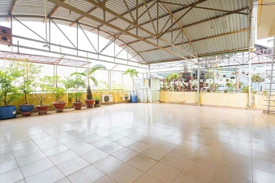 Cần bán Nhà mặt tiền Phường Phước Long B, Quận 9, Diện tích 263m², Giá 018 Tỷ 3