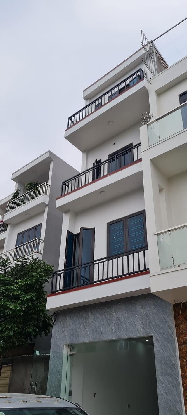 Bán nhà 4 tầng ngõ phố Thống Nhất, ph Lê Thanh Nghị, TP HD, 52.8m2, 4 ngủ, gara ô tô 2
