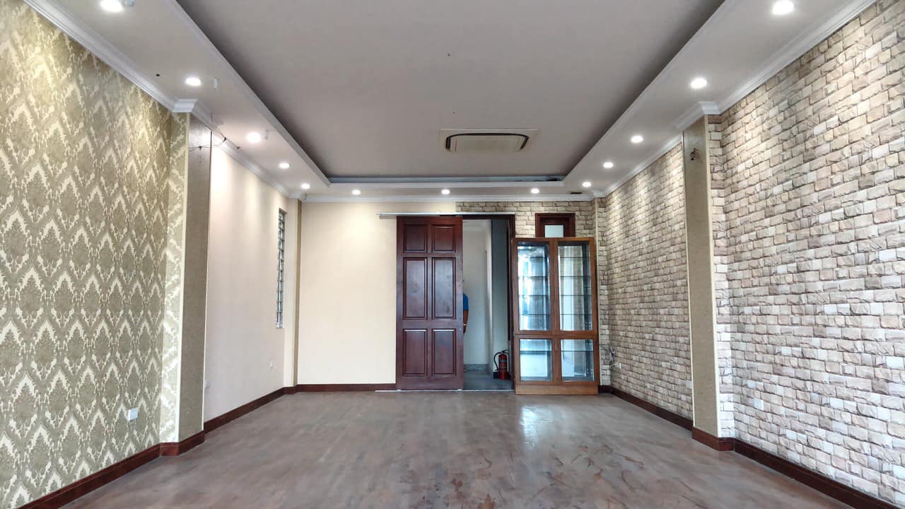 Bán nhà mp Vương Thừa Vũ 120m2x7T, Ôtô-2mặt thoáng-thang máy, KD đỉnh-vỉa hè-MT:9M, giá 47,9 tỷ. 2