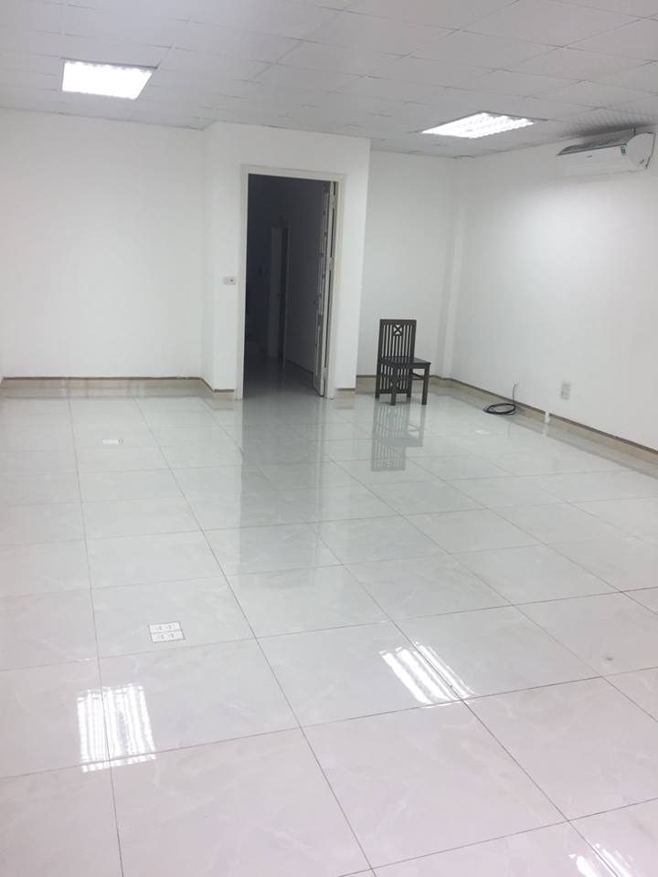 Văn phòng Khuất Duy Tiến, 60 m2/tầng. sàn thông 2