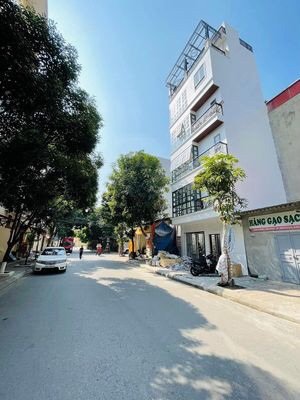 Cần bán Nhà mặt tiền đường Nguyễn Xiển, Phường Thanh Xuân Bắc, Diện tích 55m², Giá 8.4 Tỷ 2