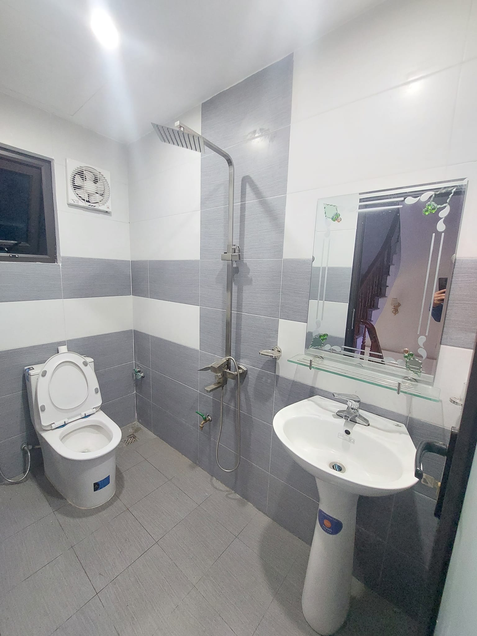 BÁN NHÀ MỄ TRÌ- TỪ LIÊM 36M2x5TẦNG- CÁCH ĐƯỜNG ÔTÔ 10M, NGÕ RỘNG- GIÁ 3,55TỶ 3