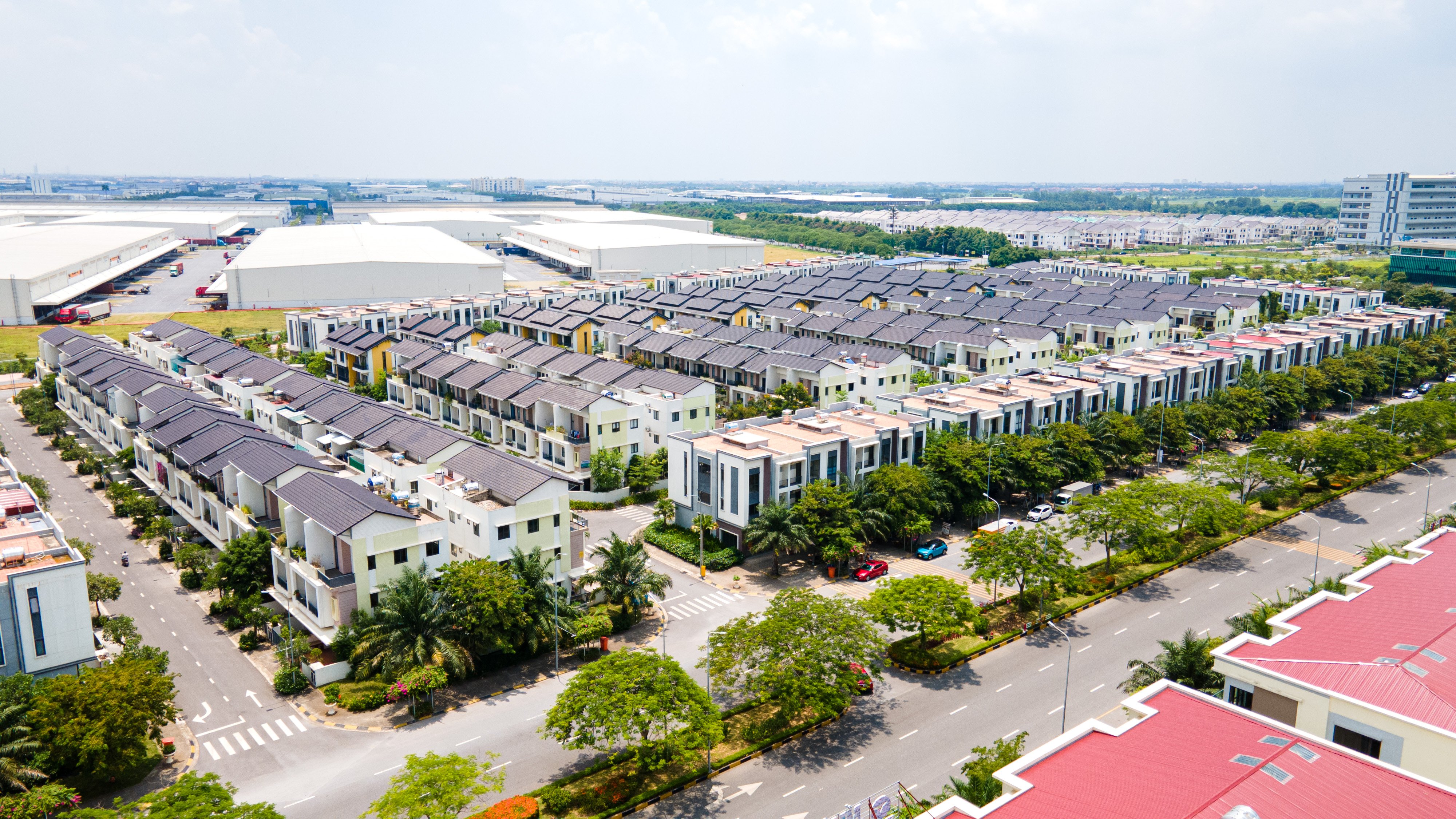 Cần bán Nhà mặt tiền dự án Centa City, Diện tích 120m², Giá Thương lượng 2