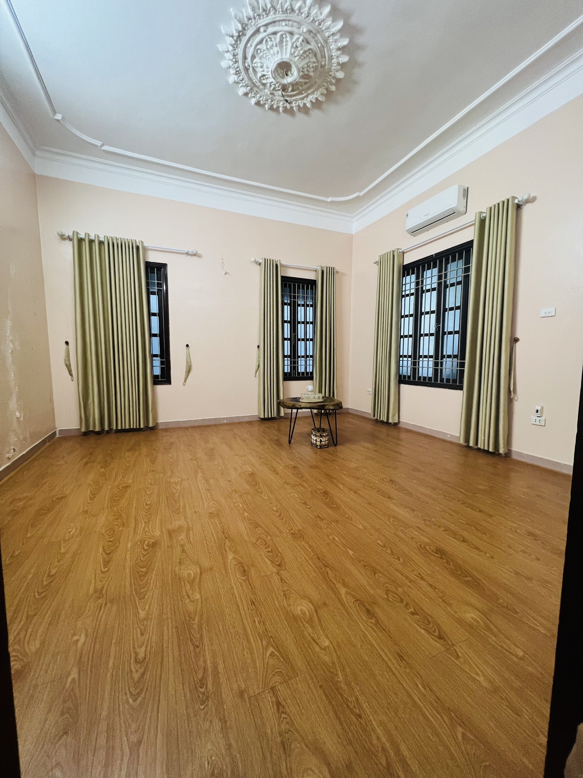 Cần bán Nhà ở, nhà cấp 4, nhà hẻm đường Mai Dịch, Phường Mai Dịch, Diện tích 64m², Giá Thương lượng 4
