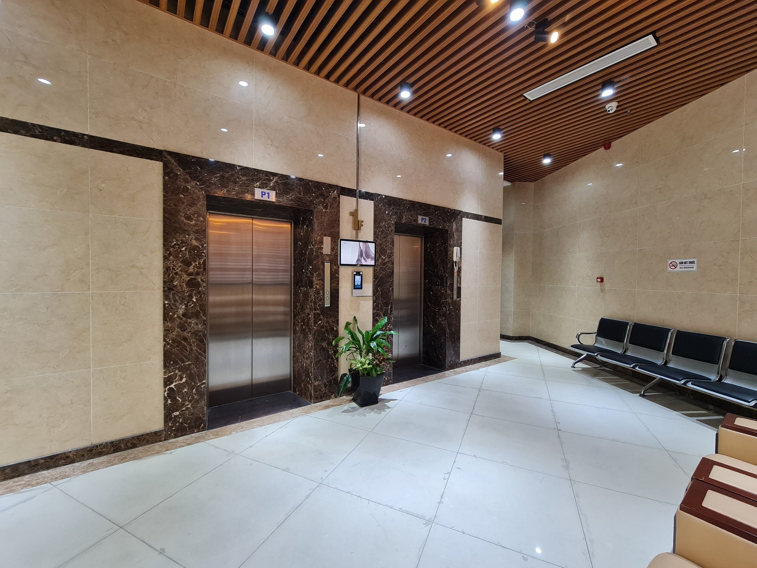 Cho thuê sàn văn phòng toà nhà Golden Heart tại KĐT Kim Văn Kim Lũ, Hoàng Mai 90m2 - 200m2 giá tốt 3