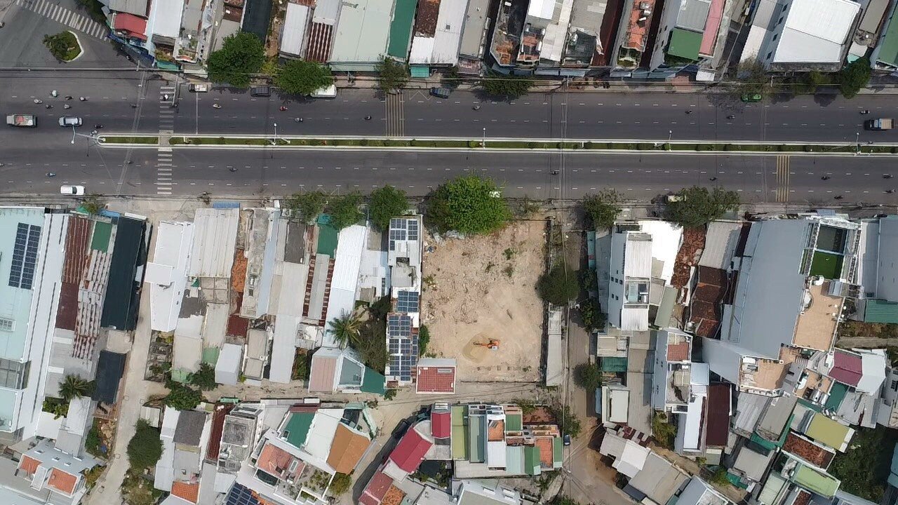 Bán đất 3 mặt tiền đường 2/4 Nha Trang - Có chủ trương xây dựng dự án NOXH 24 tầng 3
