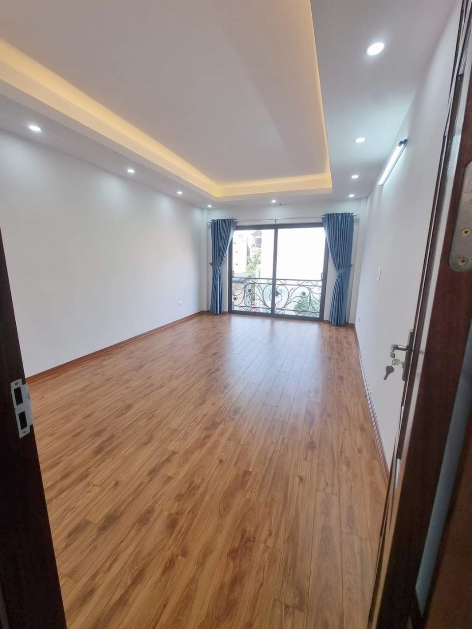 XUÂN PHƯƠNG NHỈNH 4 TỶ 42M2, 5T GARA Ô TÔ, KINH DOANH, QUY HOẠCH Ô TÔ TRÁNH VỈA HÈ 2