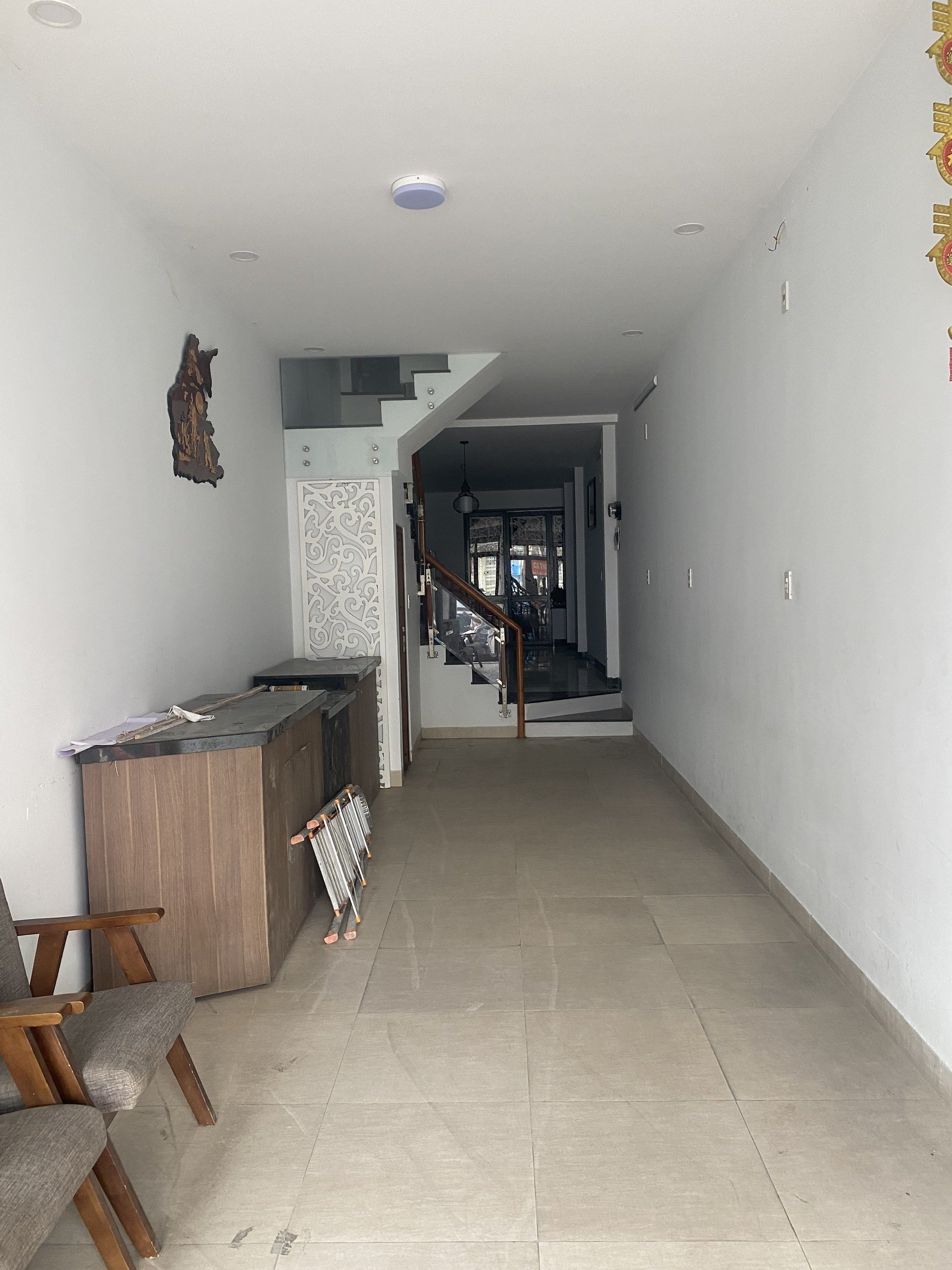 Cho thuê nhà 2 tầng trống đường Nguyễn Văn Thoại, giá 20 triệu/th 1