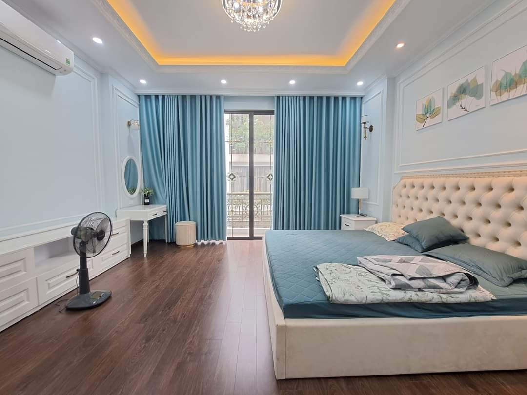 NHỈNH 5 TỶ 45M2, 6 TẦNG THANG MÁY, GARA Ô TÔ, 30M Ô TÔ TRÁNH 2